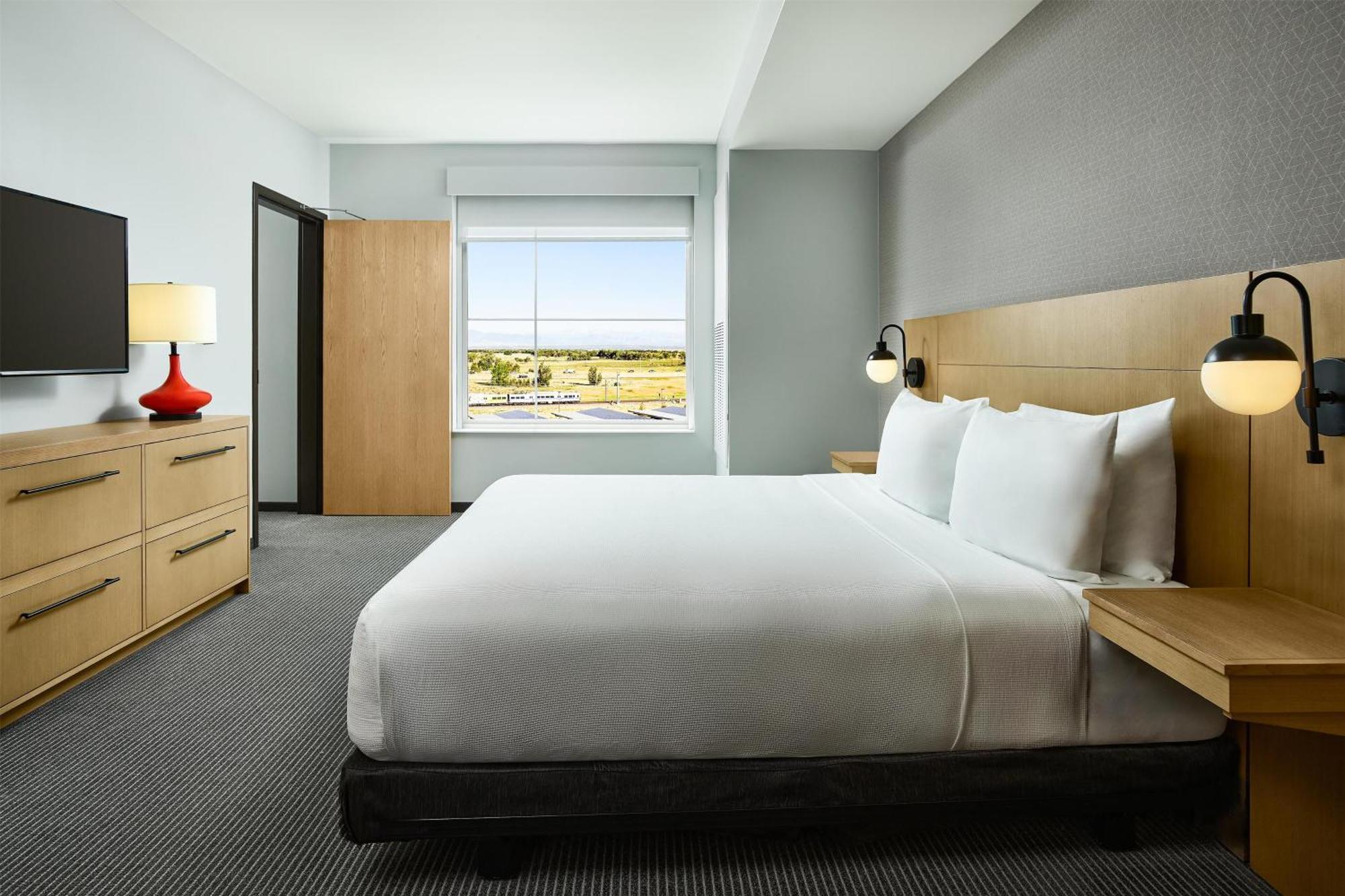 Hyatt Place Pena Station/Denver Airport Dış mekan fotoğraf