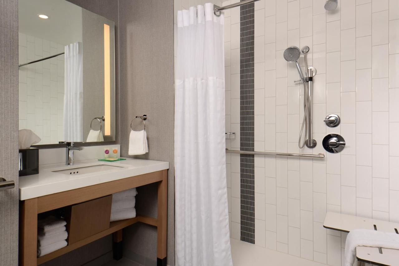 Hyatt Place Pena Station/Denver Airport Dış mekan fotoğraf